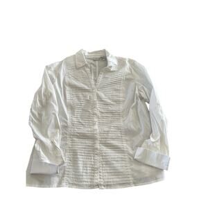 Chico’s Womens Tuxedo style white shirt size 3 Excellent Condition